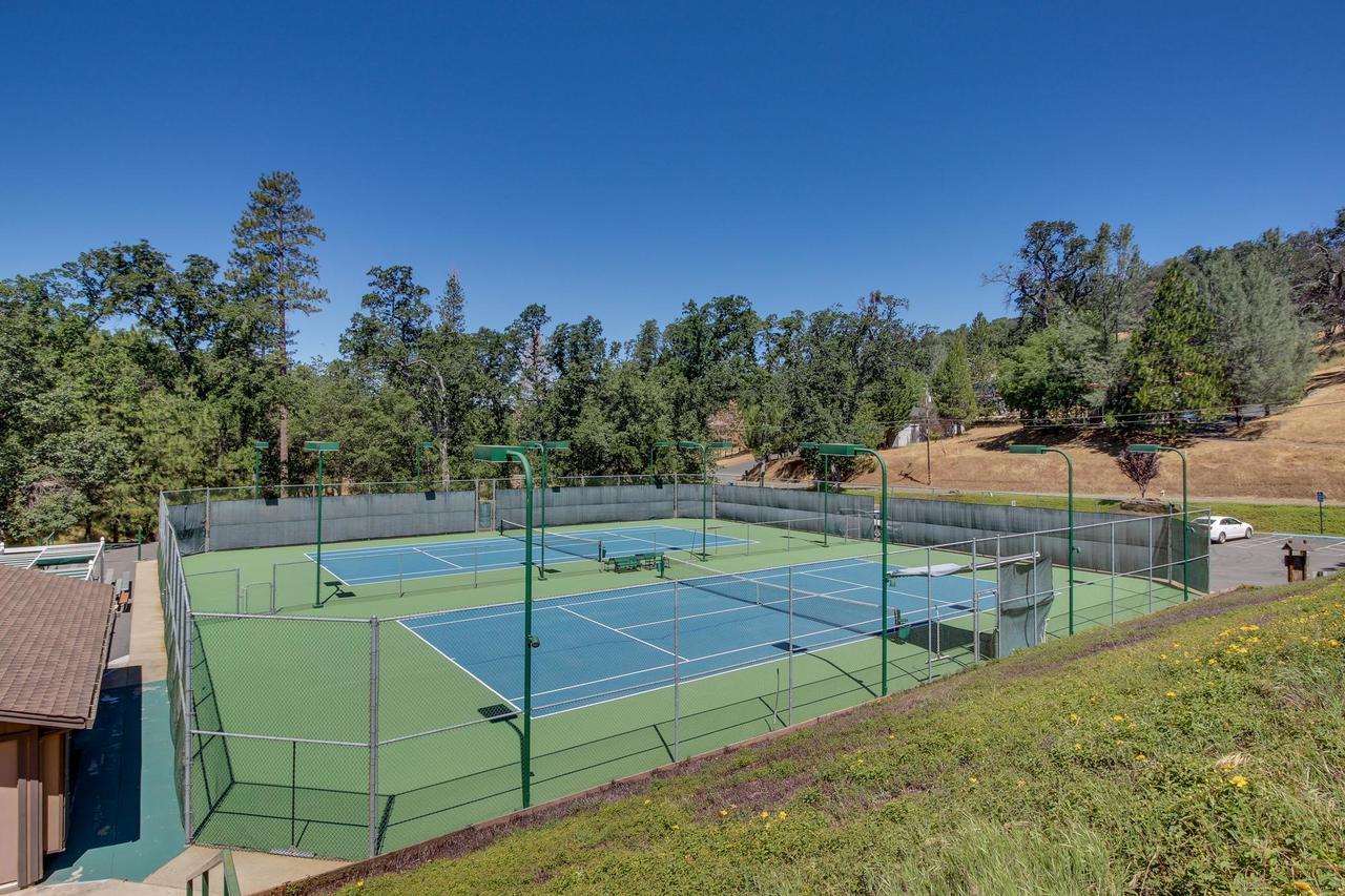 Evergreen And Serene Groveland Exterior photo